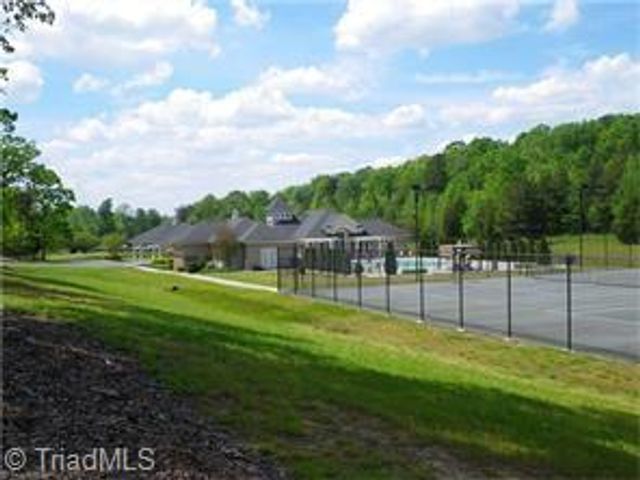212 Potters Landing, Denton, NC 27239