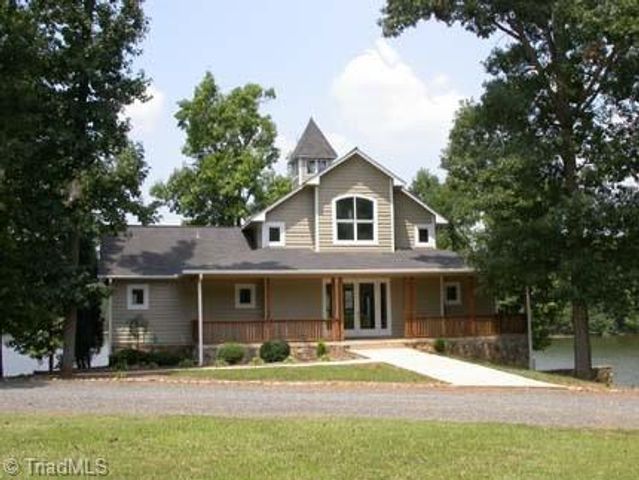 212 Potters Landing, Denton, NC 27239