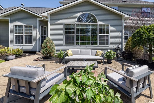 8304 Preserve Parkway, Pompey, NY 13104