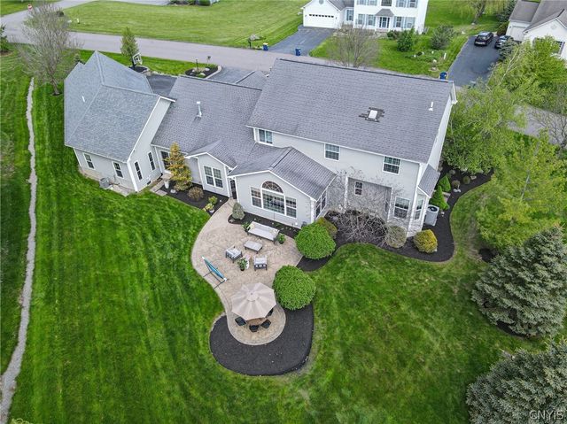 8304 Preserve Parkway, Pompey, NY 13104