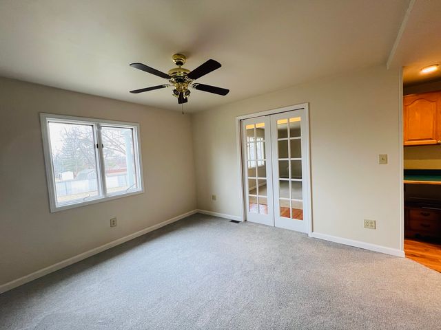 1007 Murphy Street, Eldorado, IL 62930