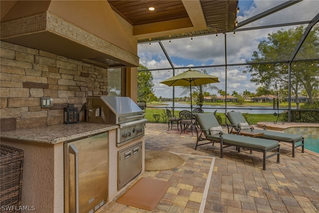 9505 Campanile CIR, Naples, FL 34114