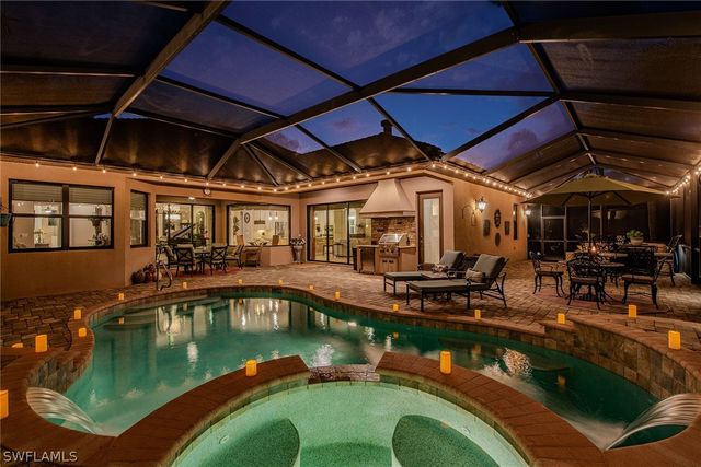 9505 Campanile CIR, Naples, FL 34114