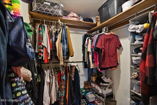 806 E Dewey Camp Drive, Florence, MS 39073