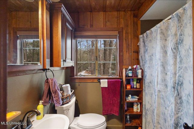 806 E Dewey Camp Drive, Florence, MS 39073