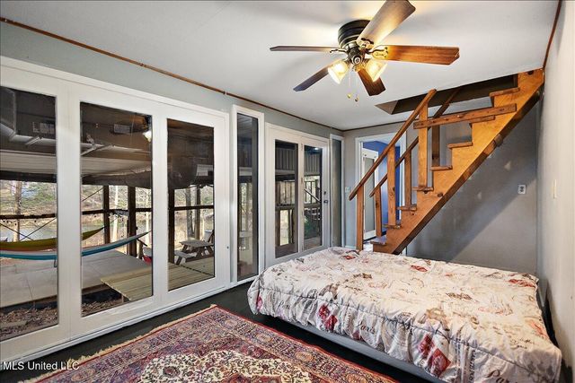 806 E Dewey Camp Drive, Florence, MS 39073