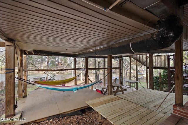 806 E Dewey Camp Drive, Florence, MS 39073