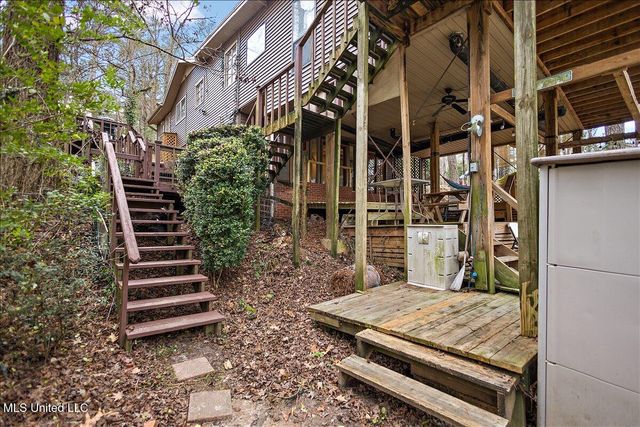 806 E Dewey Camp Drive, Florence, MS 39073