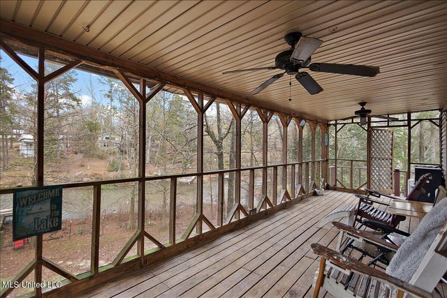 806 E Dewey Camp Drive, Florence, MS 39073