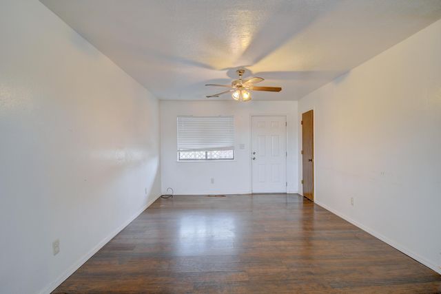 823 La Luz Drive, Belen, NM 87002