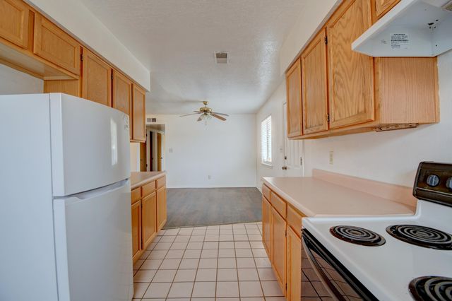 823 La Luz Drive, Belen, NM 87002