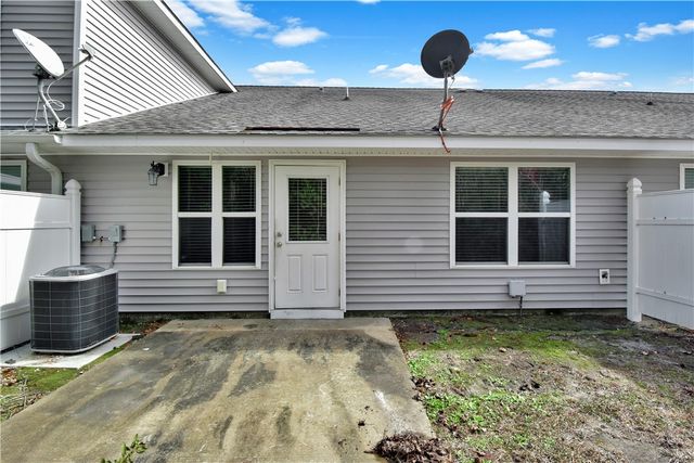 136 Joshua Circle, Brunswick, GA 31525