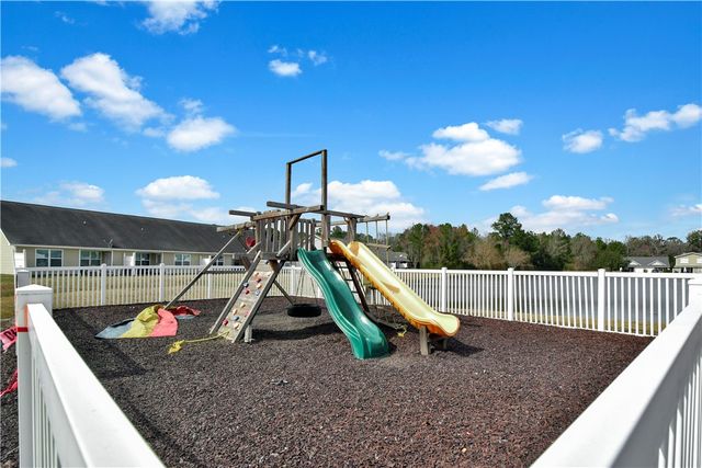 136 Joshua Circle, Brunswick, GA 31525