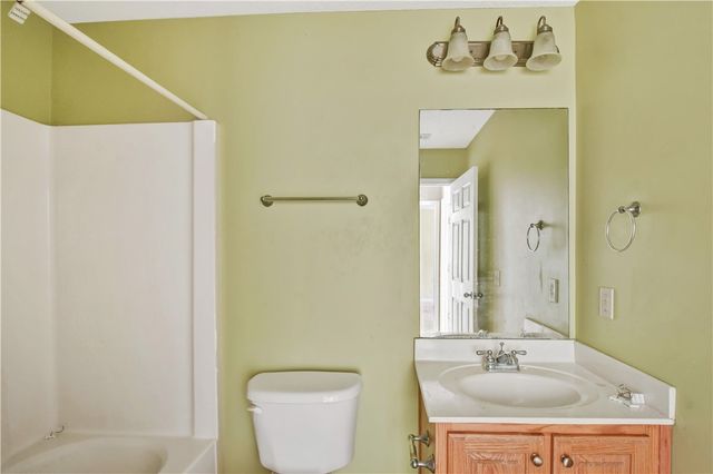 136 Joshua Circle, Brunswick, GA 31525