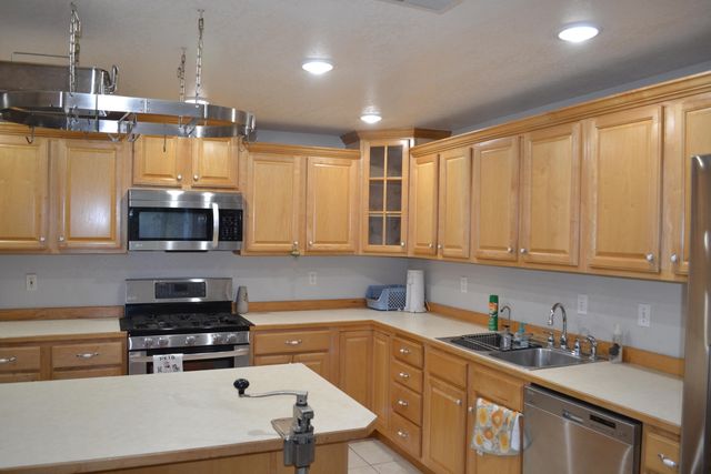 33202 Missouri State Highway East 14, Ava, MO 65608