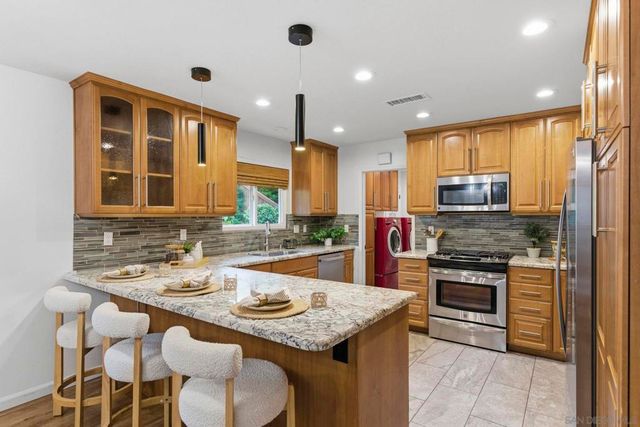 8010 Wetherly, La Mesa, CA 91941