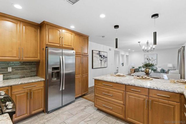 8010 Wetherly, La Mesa, CA 91941