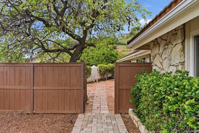 8010 Wetherly, La Mesa, CA 91941