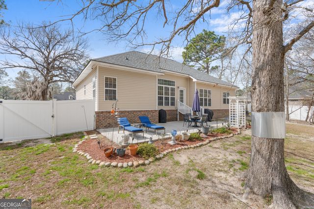 261 Surrey Lane, Statesboro, GA 30458