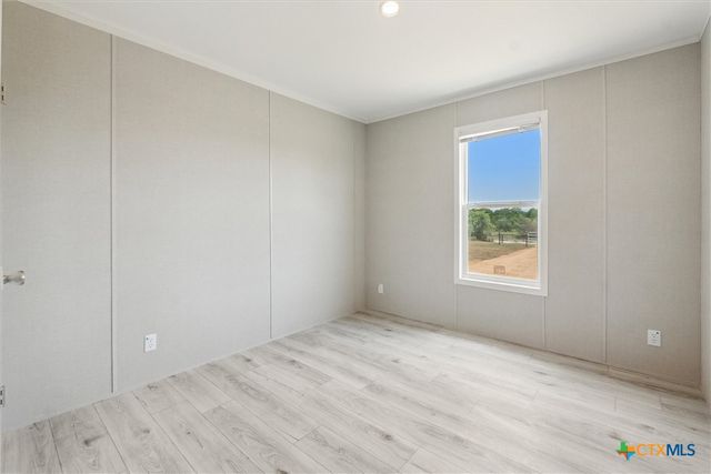 1287 County Road 402, Flatonia, TX 78941