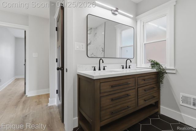 6195 16th Street, Detroit, MI 48208