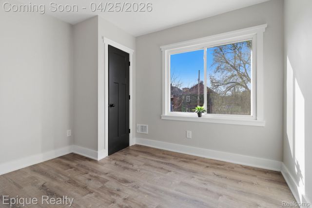 6195 16th Street, Detroit, MI 48208