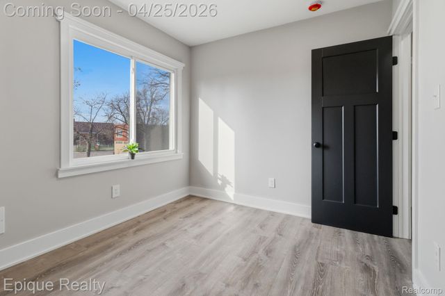 6195 16th Street, Detroit, MI 48208