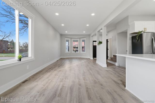 6195 16th Street, Detroit, MI 48208