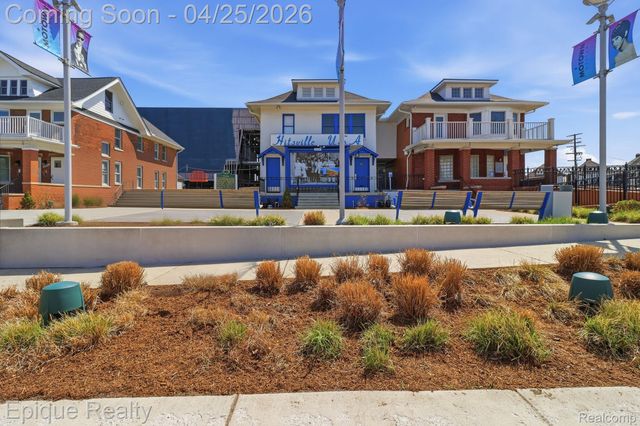 6195 16th Street, Detroit, MI 48208