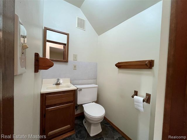 1523 Elk Street, Port Huron, MI 48060