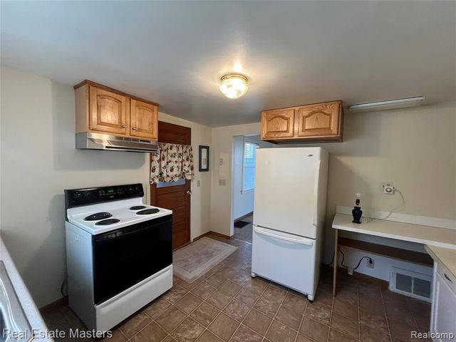 1523 Elk Street, Port Huron, MI 48060