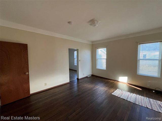 1523 Elk Street, Port Huron, MI 48060