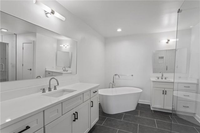 230 18th Street 11325, Atlanta, GA 30363