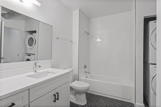 230 18th Street 11325, Atlanta, GA 30363