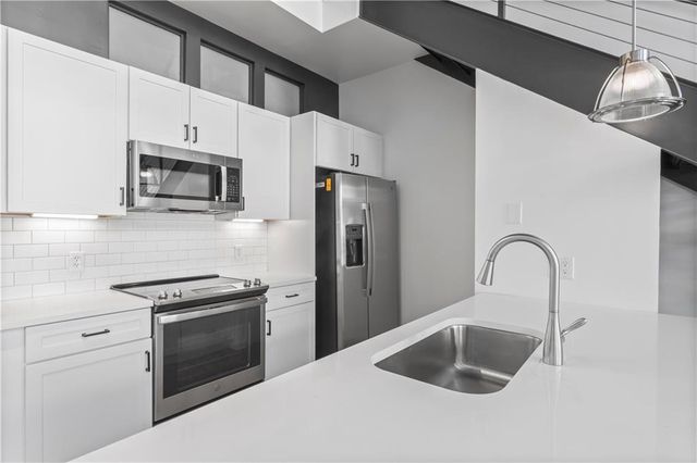 230 18th Street 11325, Atlanta, GA 30363