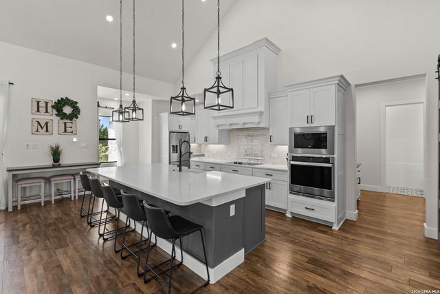 227 PARADISE HLS, New Braunfels, TX 78132