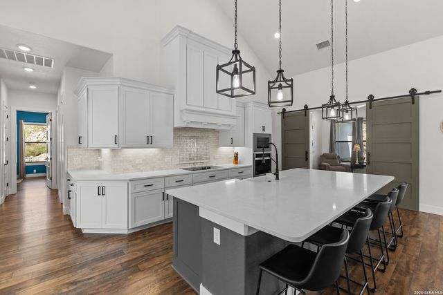 227 PARADISE HLS, New Braunfels, TX 78132