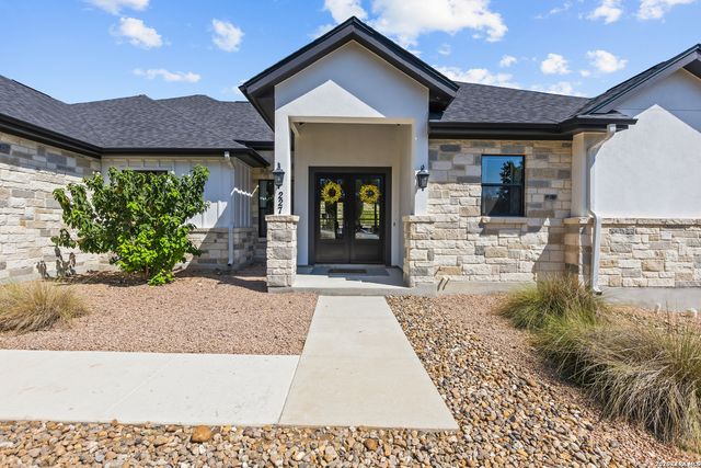 227 PARADISE HLS, New Braunfels, TX 78132