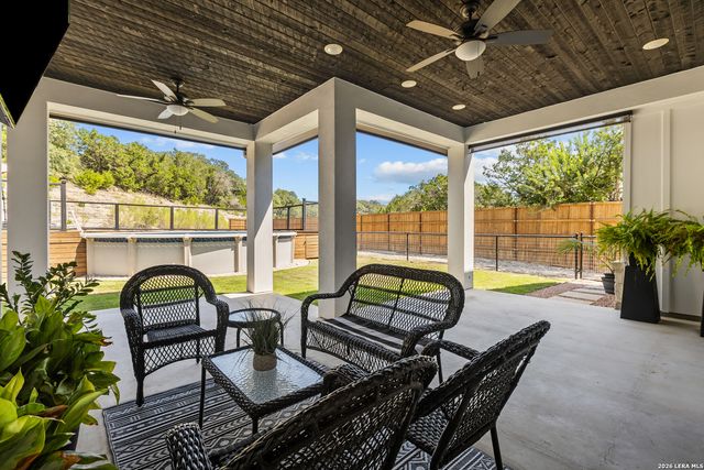 227 PARADISE HLS, New Braunfels, TX 78132