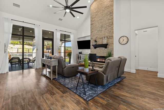227 PARADISE HLS, New Braunfels, TX 78132