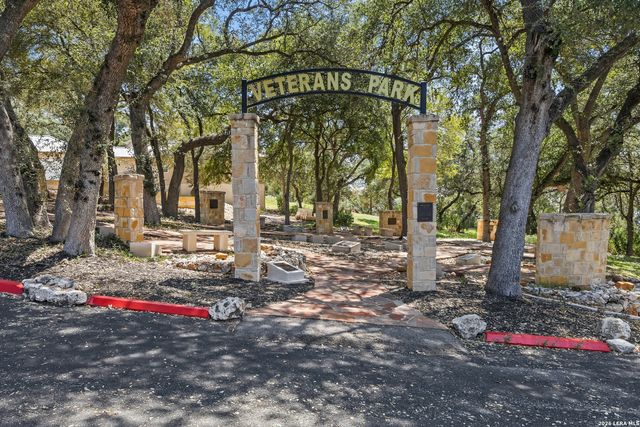 227 PARADISE HLS, New Braunfels, TX 78132