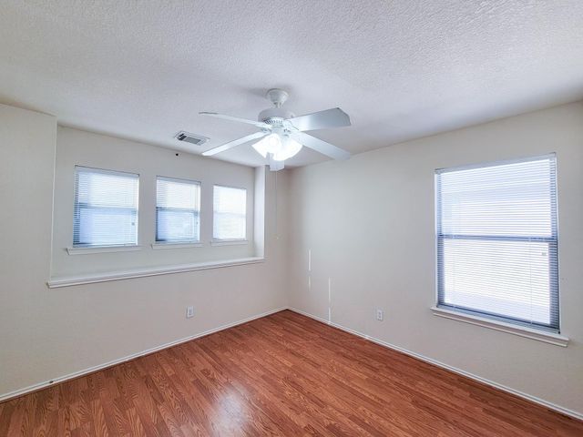 16306 Kendons Way Lane, Cypress, TX 77429