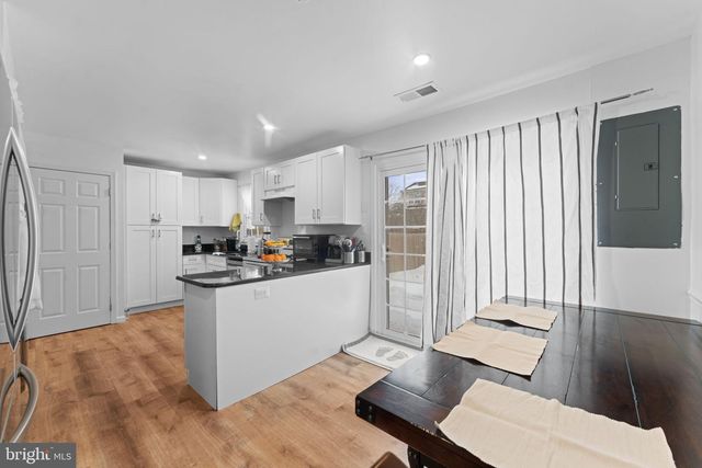 12306 WOODLAWN, Woodbridge, VA 22192