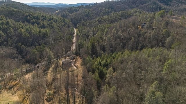 200 Mt. Liberty, Mccaysville, GA 30555