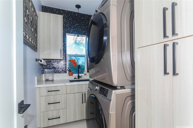 654 N Judd Street 658, Honolulu, HI 96817