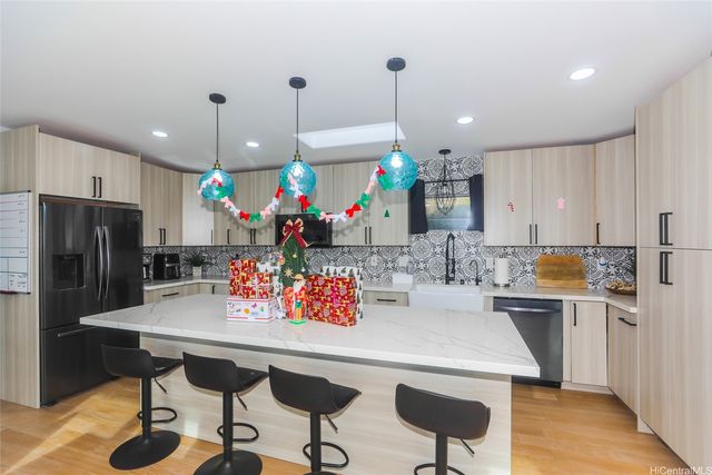 654 N Judd Street 658, Honolulu, HI 96817