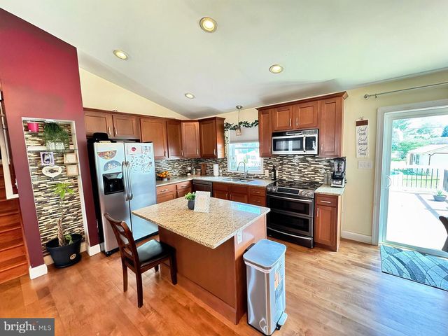 17325 DIANE DR, Hagerstown, MD 21740