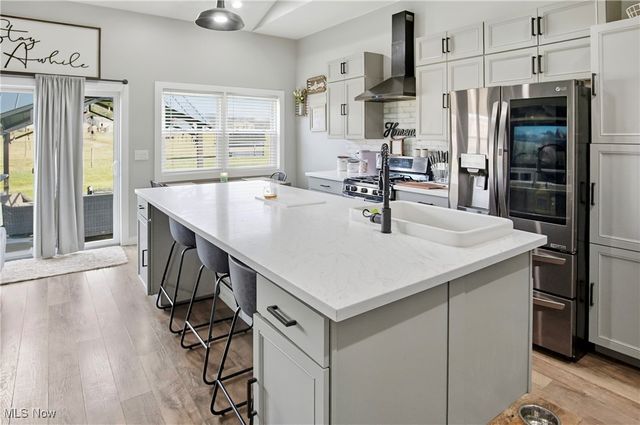 6100 Arnies Drive, Nashport, OH 43830