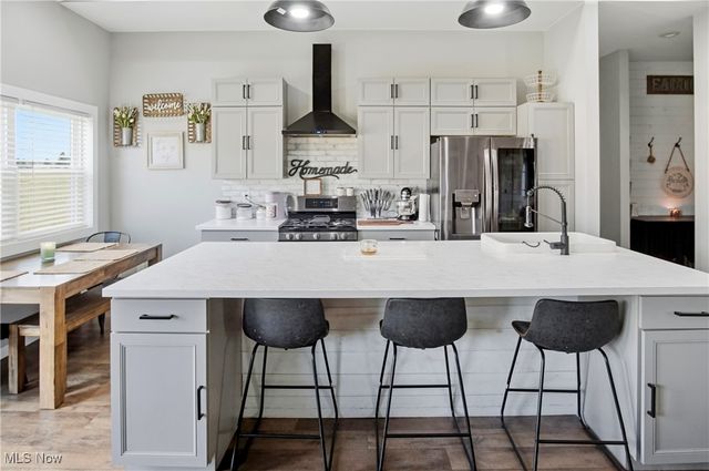 6100 Arnies Drive, Nashport, OH 43830