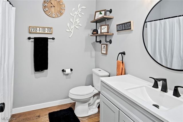 6100 Arnies Drive, Nashport, OH 43830